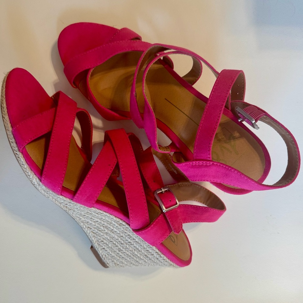 Dolce Vita Hot Pink Wedge Sandals